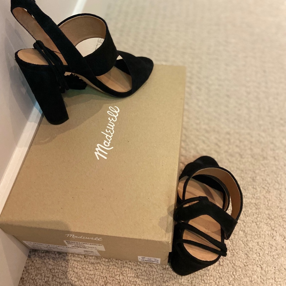 Madewell the tassel-tie Octavia sandal